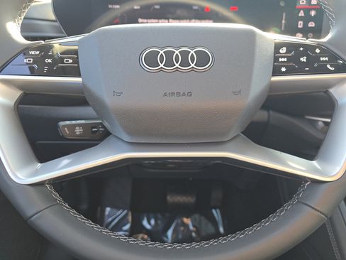 New 2025 Audi Q5 Premium image 22