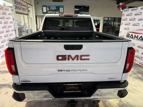 Used 2025 GMC Sierra 1500 SLT AWD/4WD image 11