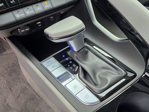 New 2026 Hyundai Elantra Hybrid FWD image 20