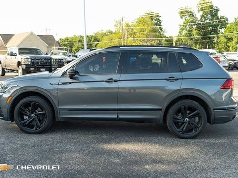 Used 2024 Volkswagen Tiguan SE R-Line image 9