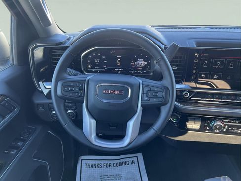 New 2025 GMC Sierra 1500 Elevation image 14