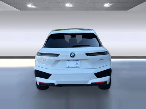 Certified 2024 BMW iX xDrive50 w/ Sport Package AWD/4WD image 10