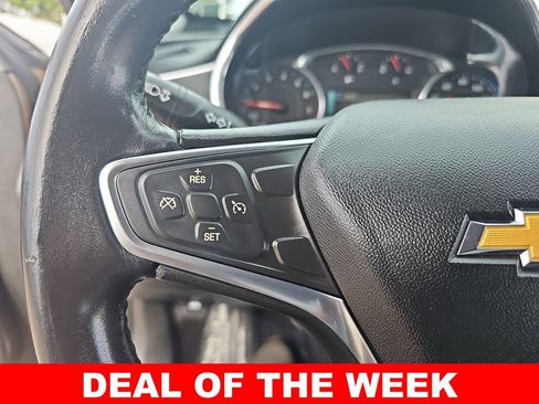 Used 2018 Chevrolet Malibu LT image 16