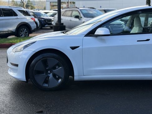 Used 2021 Tesla Model 3 Long Range image 8