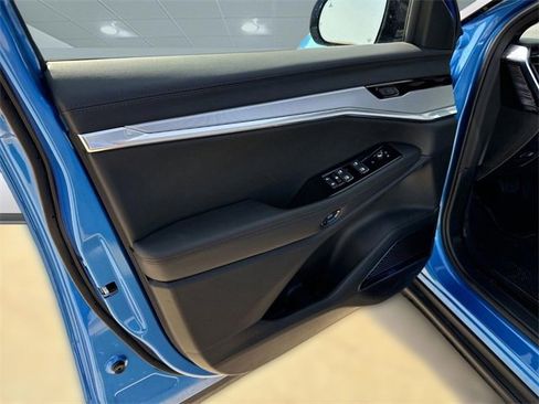 New 2025 Jeep Wagoneer S Limited image 11