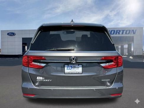 Used 2023 Honda Odyssey Touring image 6