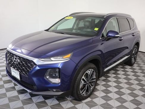 Used 2019 Hyundai Santa Fe AWD image 4