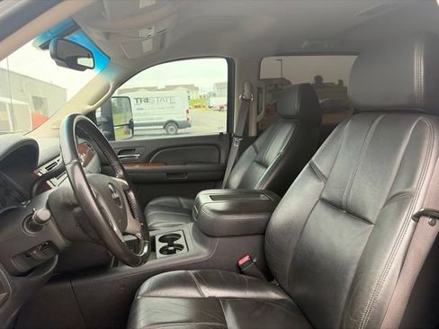 Used 2008 GMC Sierra 2500 SLT w/ Convenience Package RWD image 4