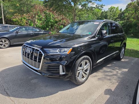 Used 2023 Audi Q7 2.0T Premium w/ Convenience Package AWD/4WD image 3
