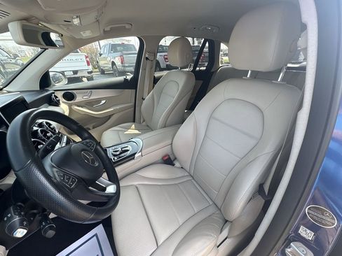 Used 2017 Mercedes-Benz GLC 300 4MATIC image 13