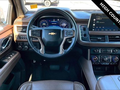 Used 2022 Chevrolet Suburban High Country image 8