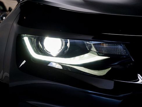 Used 2023 Chevrolet Camaro ZL1 image 88