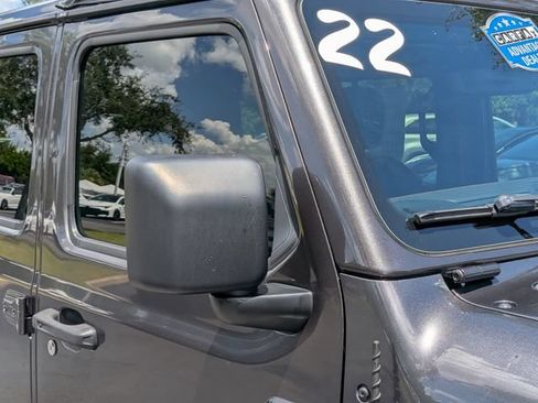 Used 2022 Jeep Wrangler Unlimited Rubicon w/ Steel Bumper Group AWD/4WD image 12