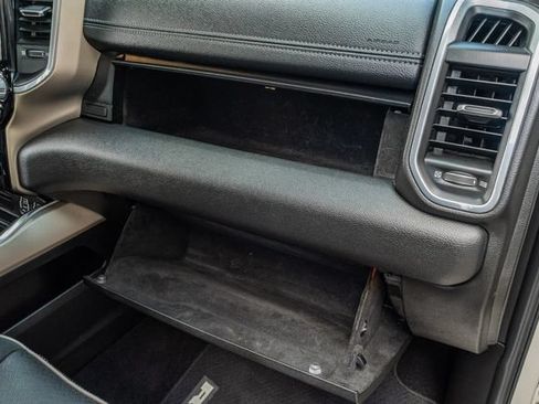 Used 2019 RAM 2500 Laramie AWD/4WD image 47