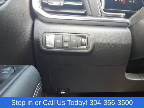Used 2026 GMC Terrain Elevation AWD/4WD image 23