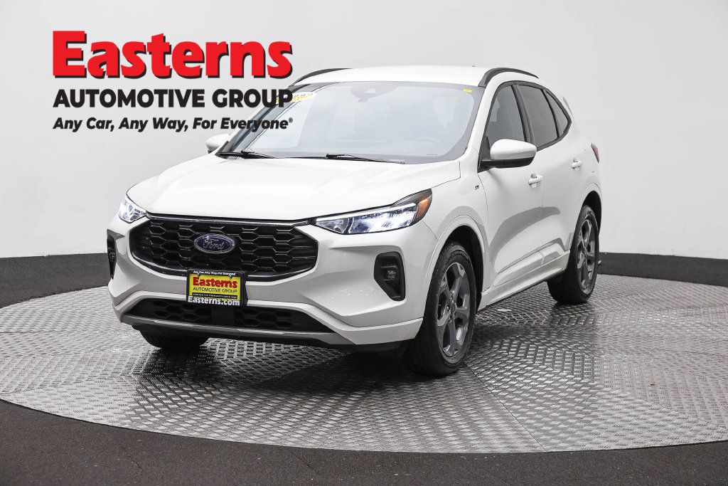 Used 2024 Ford Escape ST-Line Select w/ Tech Pack #1 AWD/4WD image 1