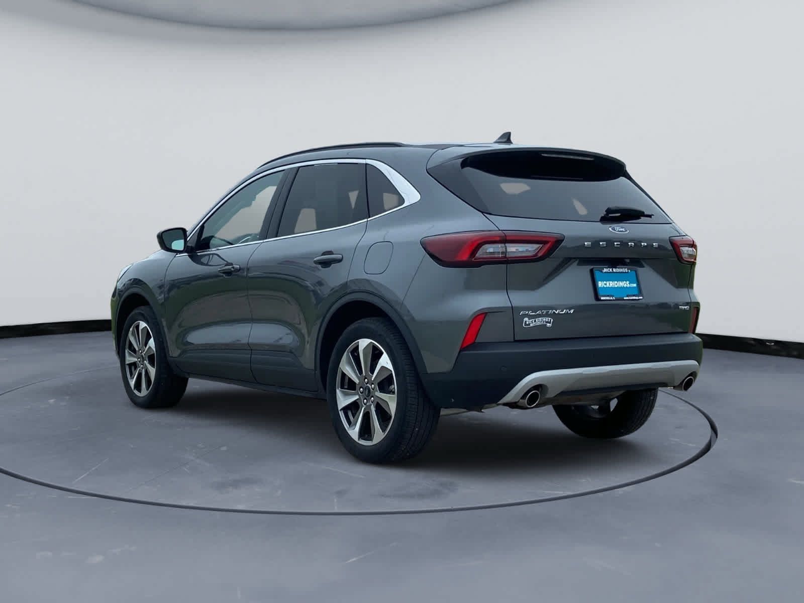 Used 2025 Ford Escape Platinum AWD/4WD image 6