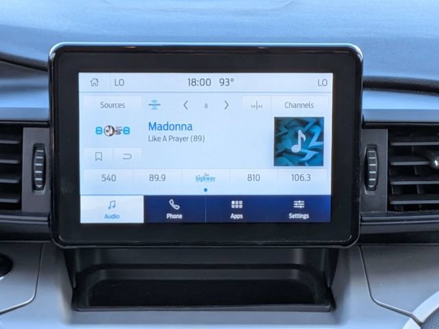 Used 2023 Ford Explorer XLT RWD image 19