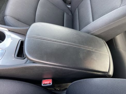 Used 2024 Chevrolet Malibu LT image 38