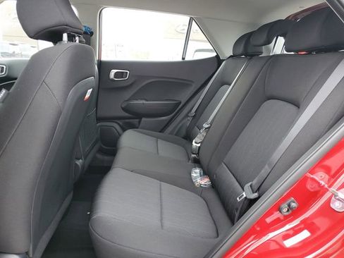 New 2026 Hyundai Venue SE image 9