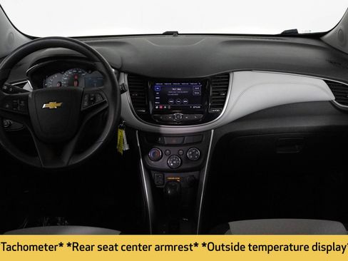 Certified 2022 Chevrolet Trax LS w/ Tint and Cruise Package image 24