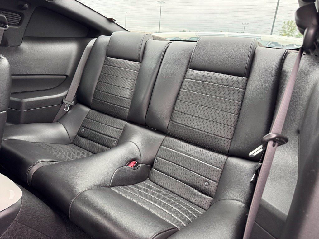 Used 2007 Ford Mustang GT Premium RWD image 14