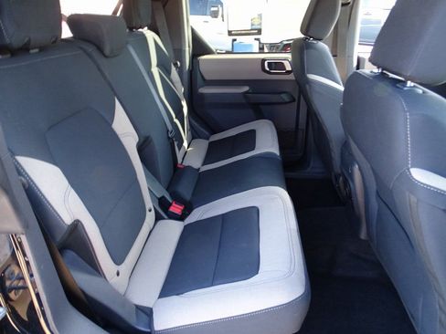 Used 2023 Ford Bronco Big Bend w/ Sasquatch Package image 11