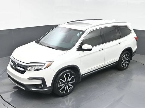 Certified 2022 Honda Pilot Touring image 29