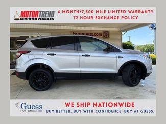 Used 2017 Ford Escape SE FWD video 1