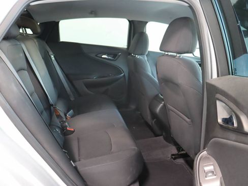 Used 2022 Chevrolet Malibu RS FWD image 17