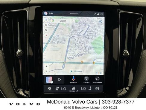 Certified 2025 Volvo XC60 B5 Plus AWD/4WD image 18