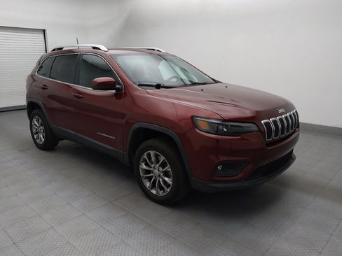 Used 2019 Jeep Cherokee Latitude Plus w/ Comfort/Convenience Group FWD image 11