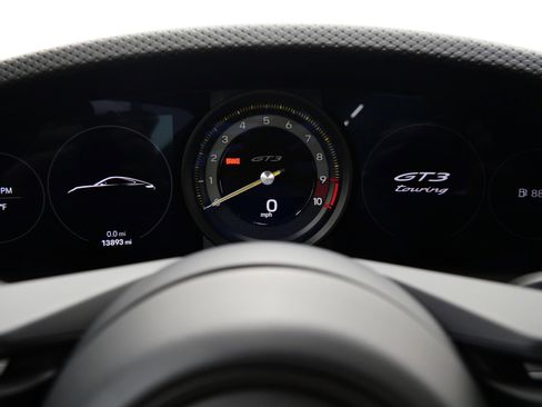 Used 2022 Porsche 911 GT3 RWD image 22
