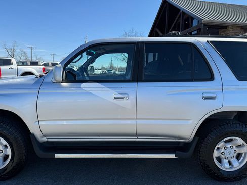 Used 2002 Toyota 4Runner SR5 image 25