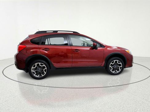 Used 2017 Subaru Crosstrek 2.0i Premium AWD/4WD image 9