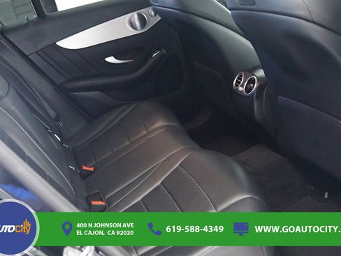 Used 2019 Mercedes-Benz GLC 300 4MATIC image 13