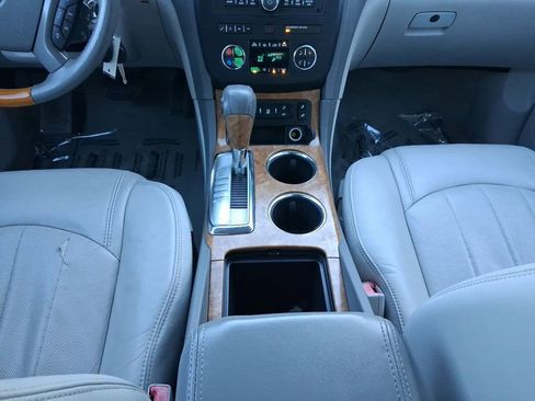 Used 2012 Buick Enclave Leather image 3
