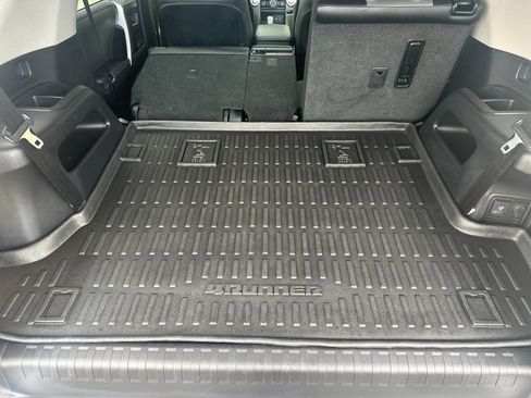 Used 2024 Toyota 4Runner SR5 Premium w/ Moonroof Package AWD/4WD image 16
