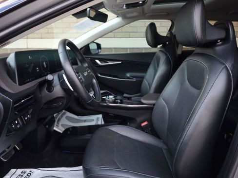 Used 2022 Kia EV6 GT-Line w/ First Edition Package AWD/4WD image 18