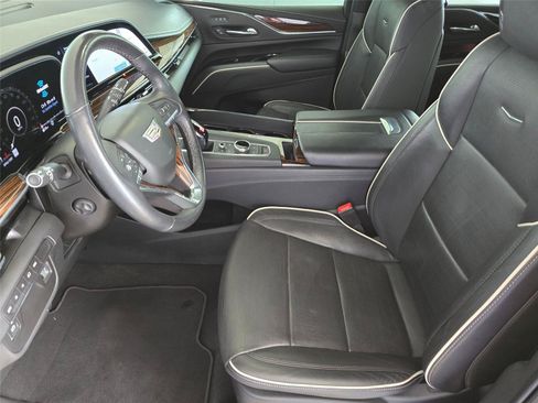 Used 2021 Cadillac Escalade Premium Luxury AWD/4WD image 11
