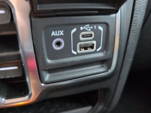 Used 2023 Jeep Wrangler Sahara w/ Dual Top Group image 27