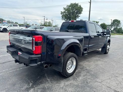 Used 2025 Ford F450 Platinum w/ Platinum Plus Package AWD/4WD image 3