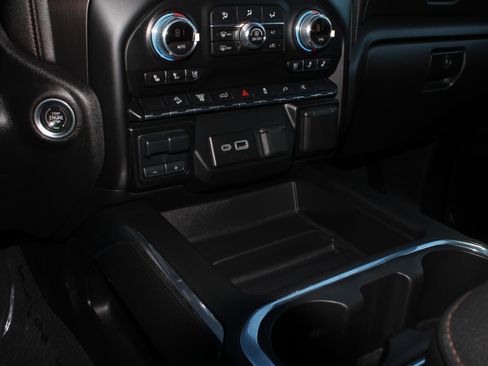 Used 2023 GMC Sierra 2500 AT4 w/ Gooseneck/5TH Wheel Package image 14