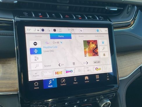 New 2025 Jeep Grand Cherokee Summit image 22