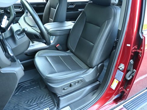 Used 2024 Chevrolet Silverado 2500 LTZ w/ LTZ Plus Package image 16