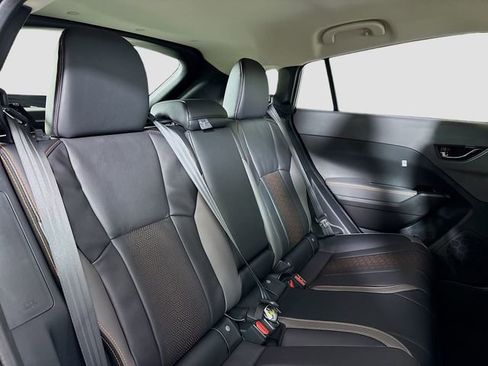 New 2026 Subaru Crosstrek 2.5i Limited w/ Crosstrek Mirror Package image 25