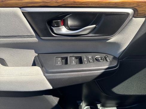 Used 2018 Honda CR-V EX image 12