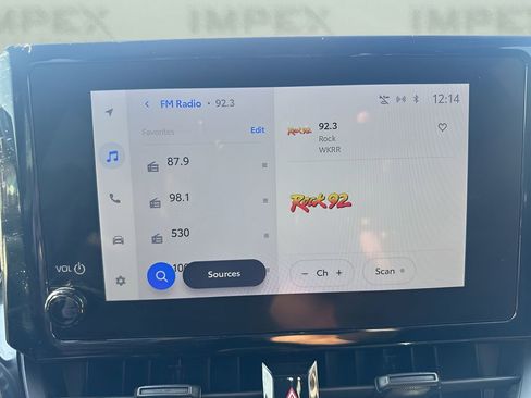 Used 2023 Toyota Corolla LE image 16