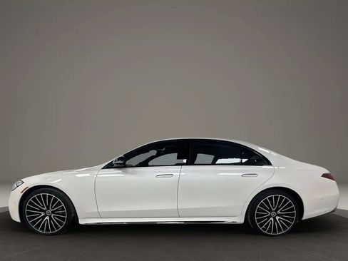 Used 2023 Mercedes-Benz S 580 4MATIC Sedan image 2