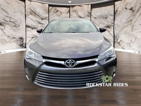 Used 2016 Toyota Camry LE FWD image 6